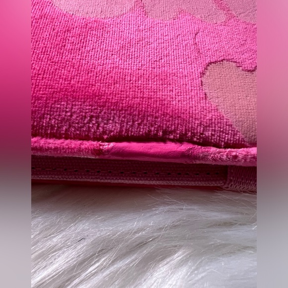 SOLD - Picture 4 of 17